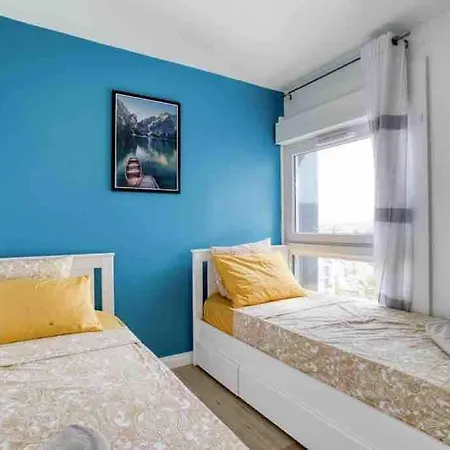 Large-paris, Cdg, Villepinte Expo, Disney, Asterix Apartment Sevran