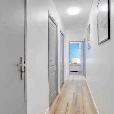 Apartment Large-paris, Cdg, Villepinte Expo, Disney, Asterix *